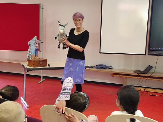 Bürgerschule Alfeld Stephanie Schneider und ihr Zesel Bürgerschule Alfeld Stephanie Schneider und ihr Zesel