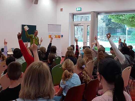 Mario Fesler in Aktion in der Bürgerschule Mario Fesler in Aktion in der Bürgerschule